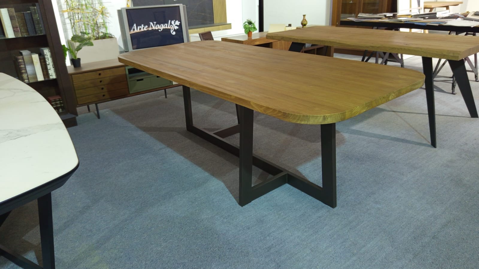 Mesa rectangular en madera maciza - Imagen 4